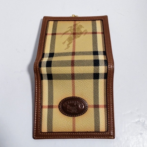Burberry Kisslock Compact wallet - Picture 3 of 9